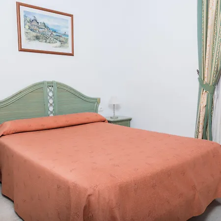 Coral Unitursa Apartman *