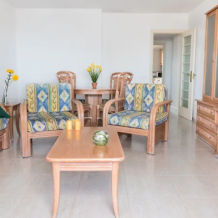 Coral Unitursa شقة